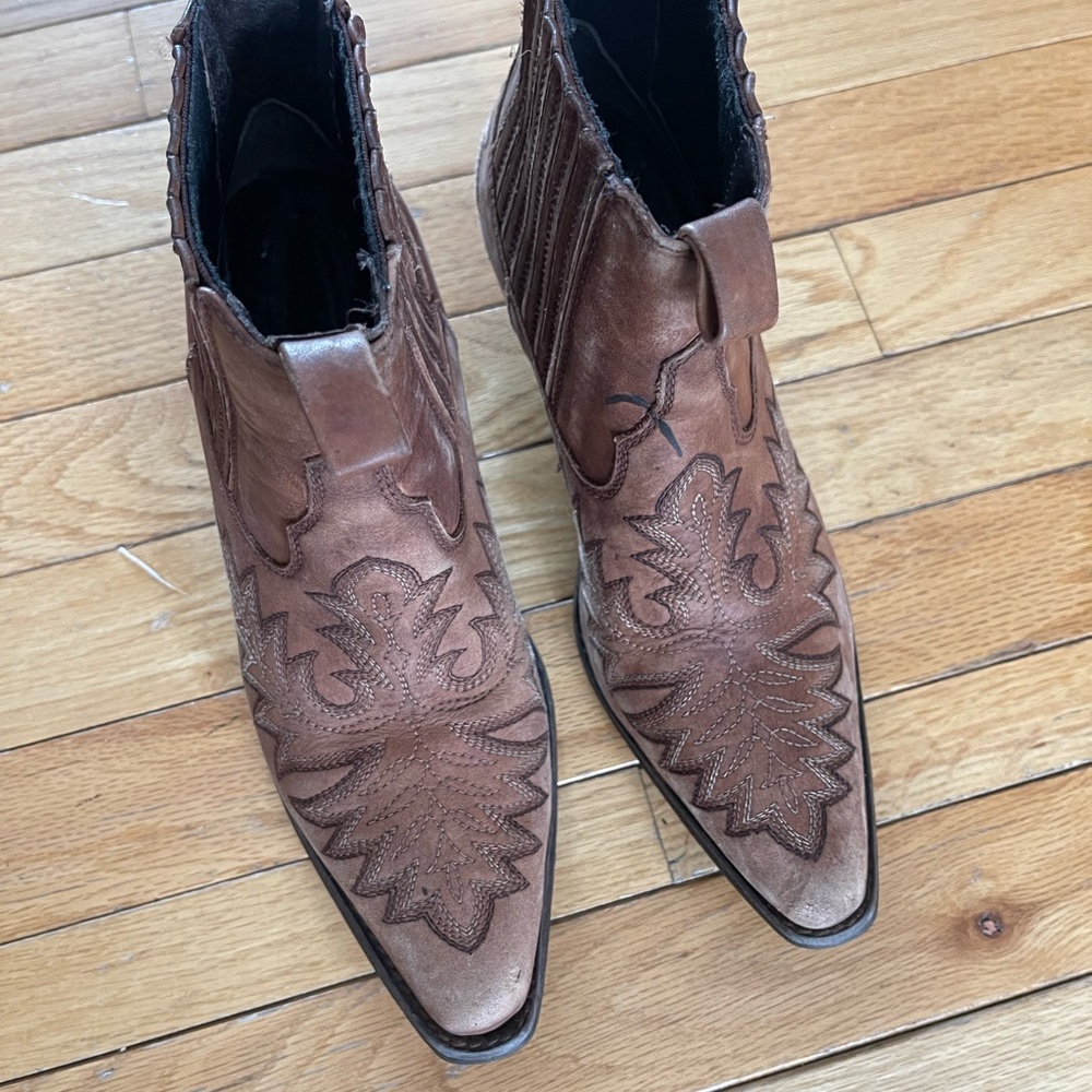 Ariat Brown Leather Western Ankle Boots